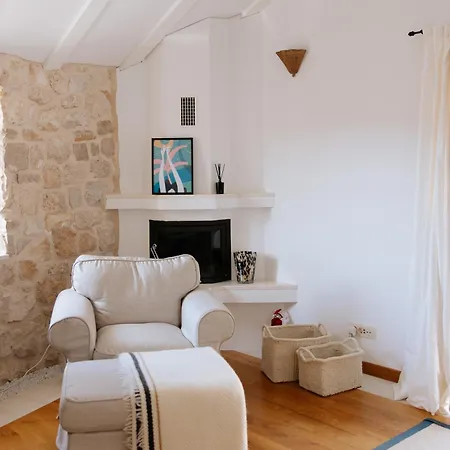 Lola's Summerhouse Villa